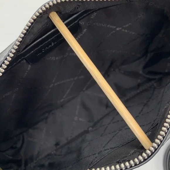 MICHAEL KORS LARGE EAST WEST CROSSBODY BLACK - Picture 6 of 16